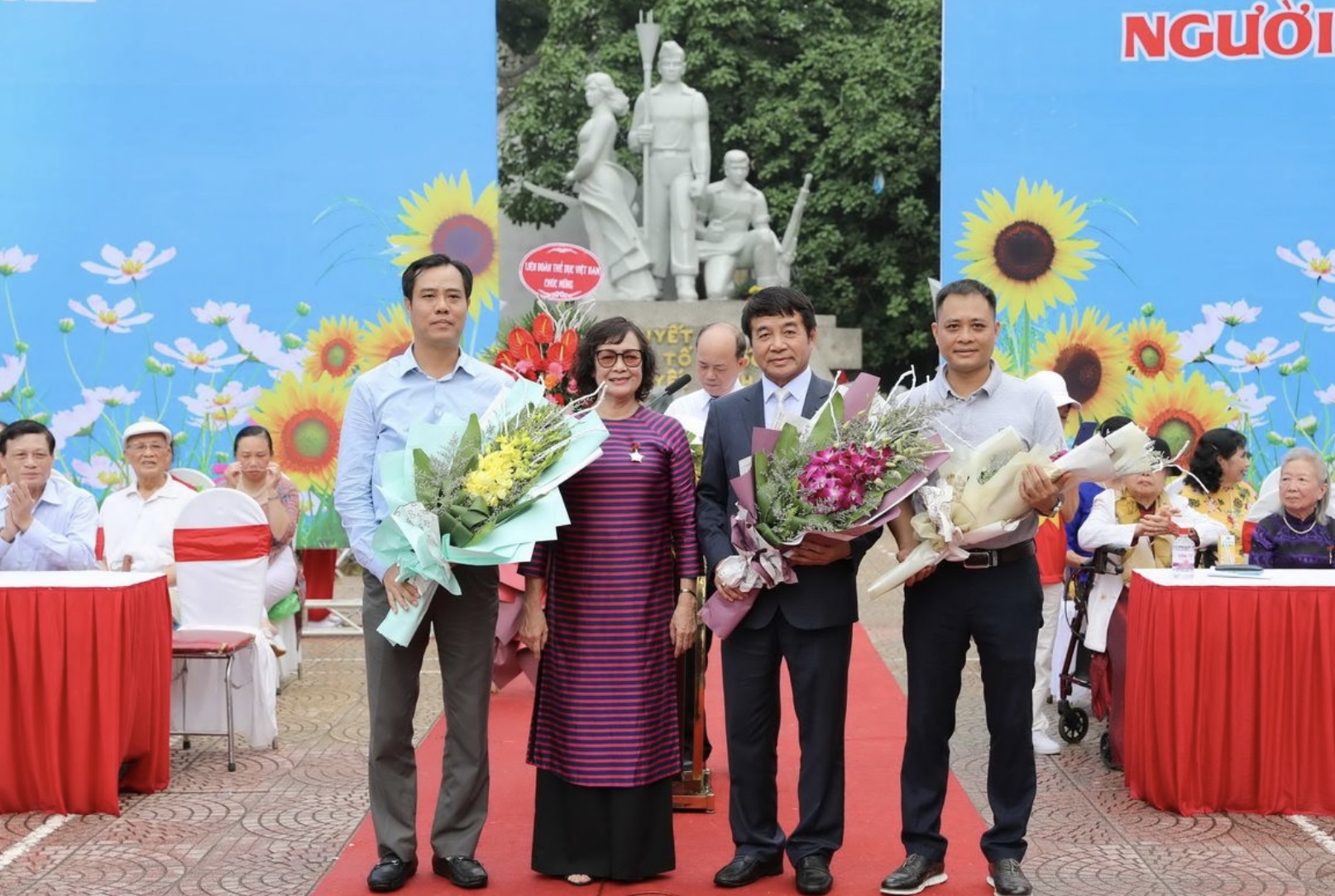 image 225 TechTimes Vietnam Vinamilk đồng hành cùng hàng ngàn người cao tuổi đồng diễn thể dục dưỡng sinh tại Hà Nội