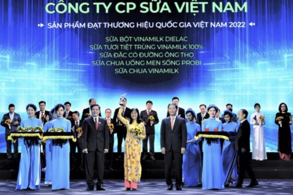 Vinamilk và Mộc Châu Milk song hành tại Thương hiệu quốc gia 2022-2024
