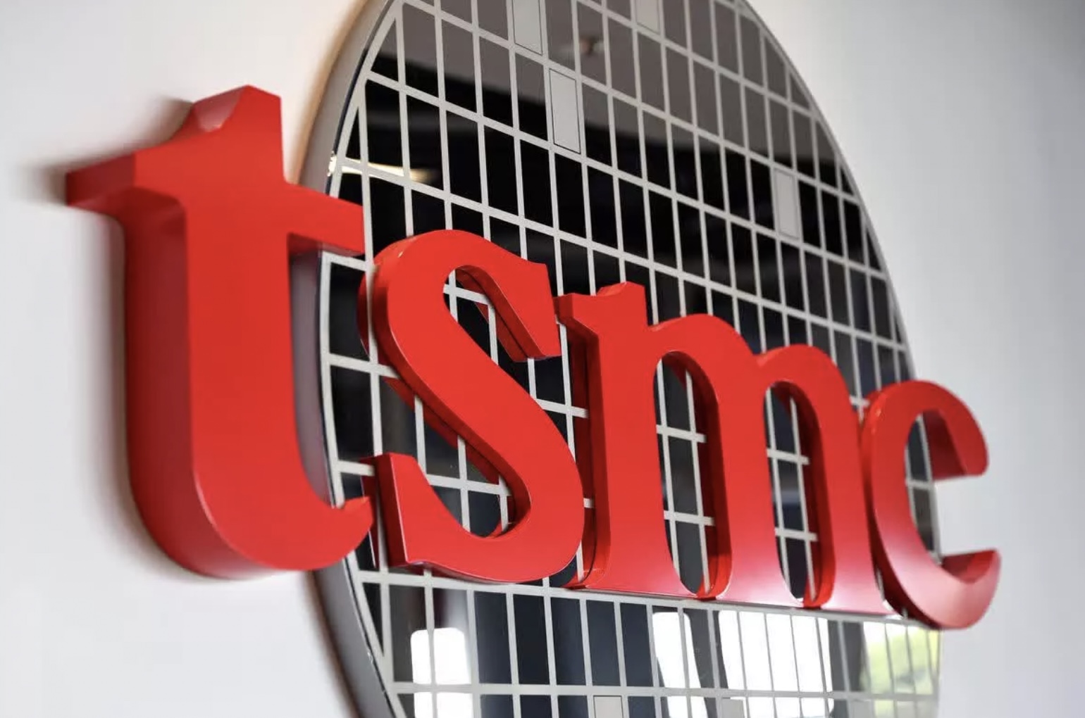 Theo yêu cầu của Apple, nhà máy TSMC tại Arizona nâng cấp từ 5nm lên 4nm