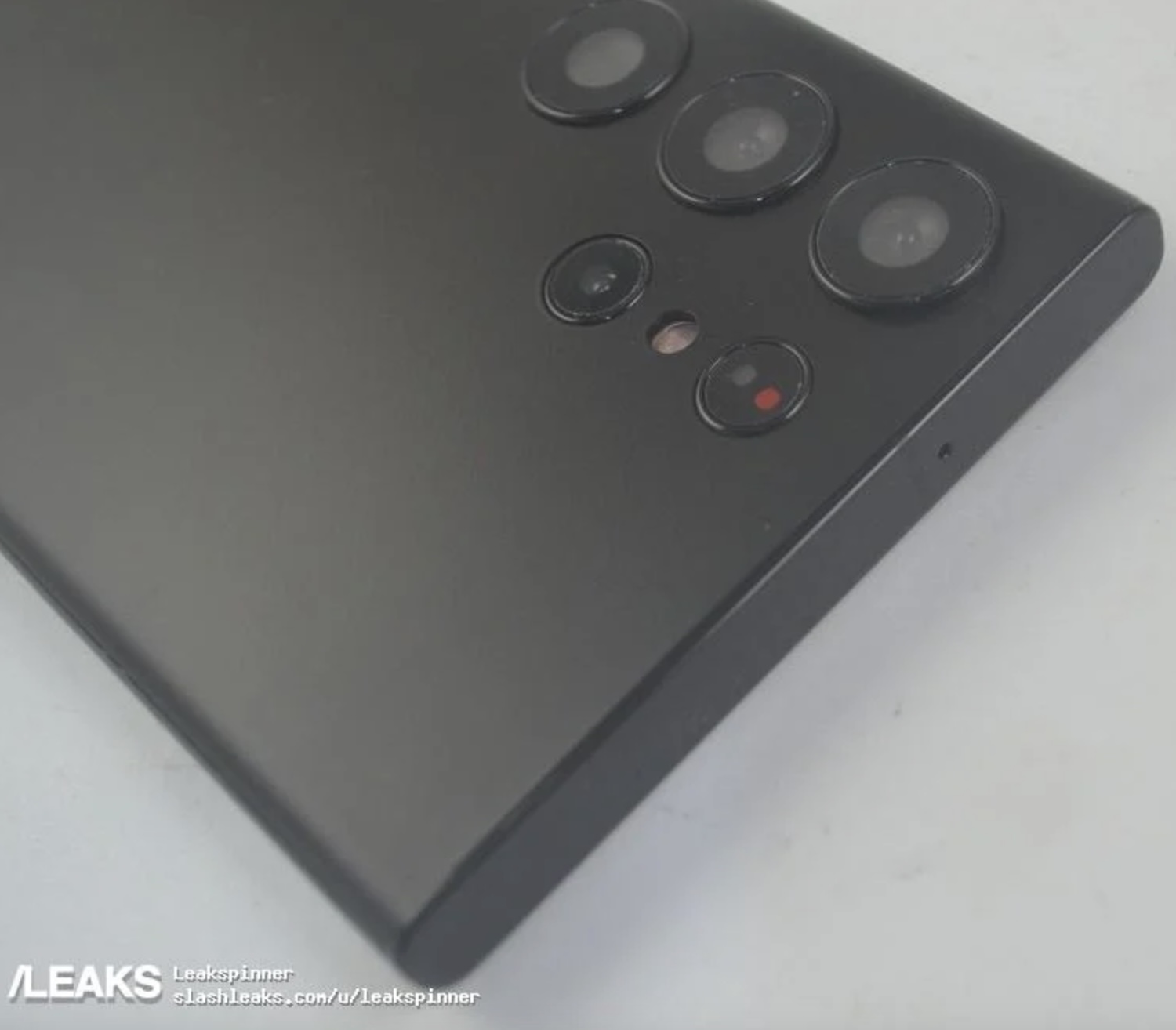 Ốp lưng Galaxy S23 bị rò rỉ, thiết kế dần lộ rõ