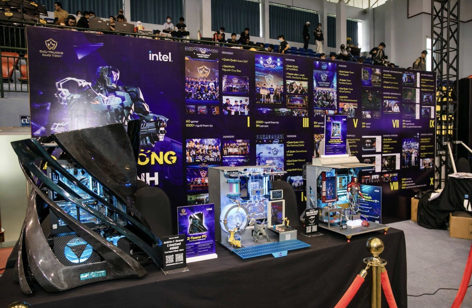 Booth trưng bày của Intel và hành trình 10 mùa Đấu Trường Máy Tính