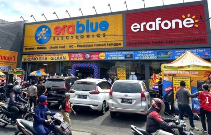 Một cửa hàng điện tử EraBlue ở Indonesia.  Ảnh theo Thế Giới Di Động