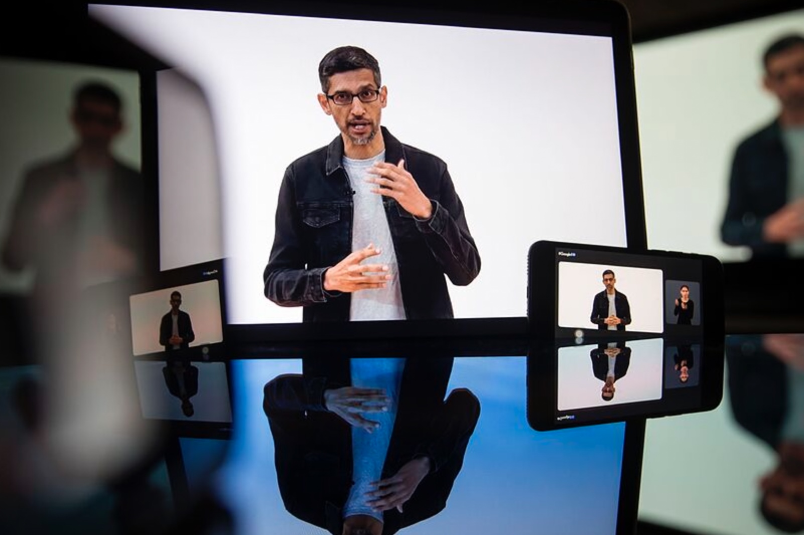 Google Bard: Nền tảng AI cạnh tranh ChatGPT ra mắt