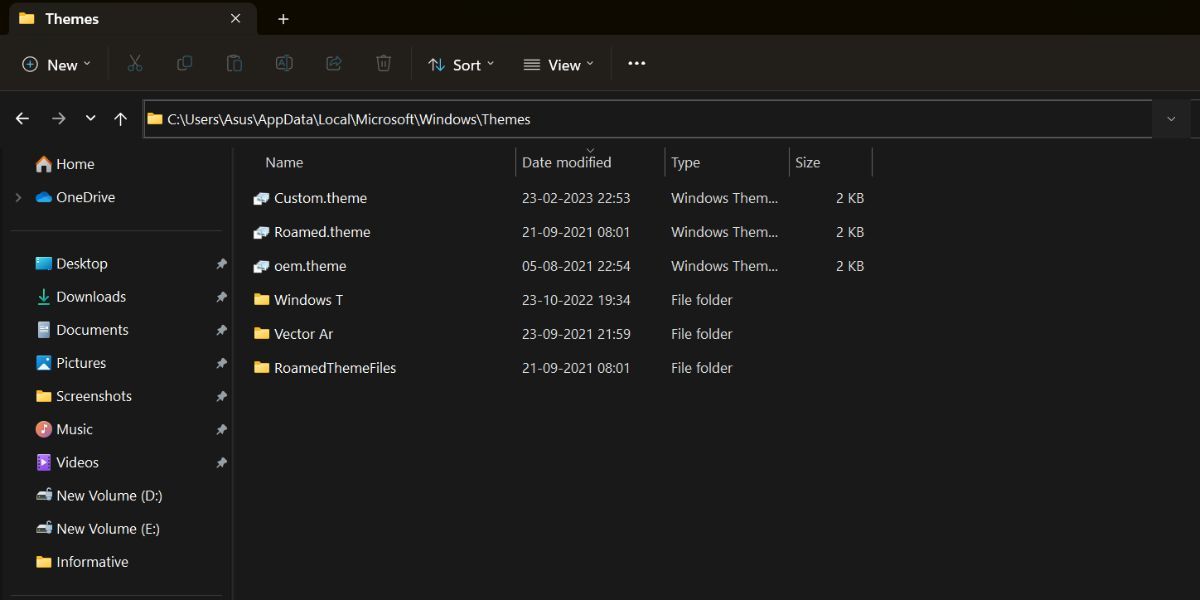 Thay đổi chủ đề bằng File Explorer