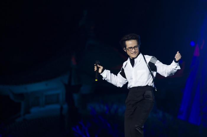 1677643147 734 He lo ly do Ha Anh Tuan han che di TechTimes.vn Hé lộ lý do Hà Anh Tuấn hạn chế đi show, không muốn gần Đen Vâu