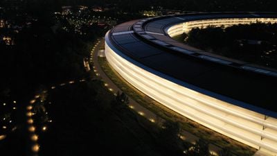 Câu chuyện hàng đầu: iPhone 14 màu vàng vào tuần tới?, Tin đồn về iPhone SE 4 và iPhone 15, v.v. TechTimes Vietnam công viên táo về đêm 1