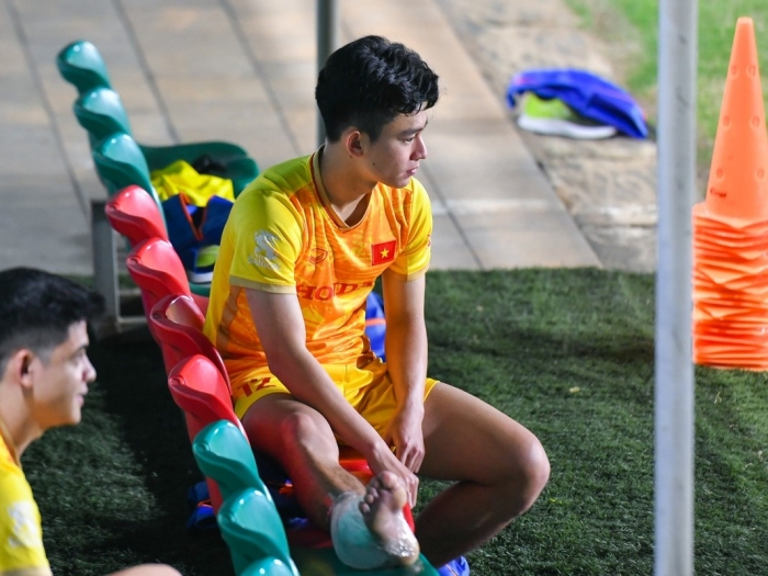 1678070425 587 AFC choang ngop truoc Quang Hai moi cua DT Viet TechTimes Vietnam AFC choáng ngợp trước 'Quang Hải mới' của ĐT Việt Nam; Man Utd lập kỷ lục tệ hại