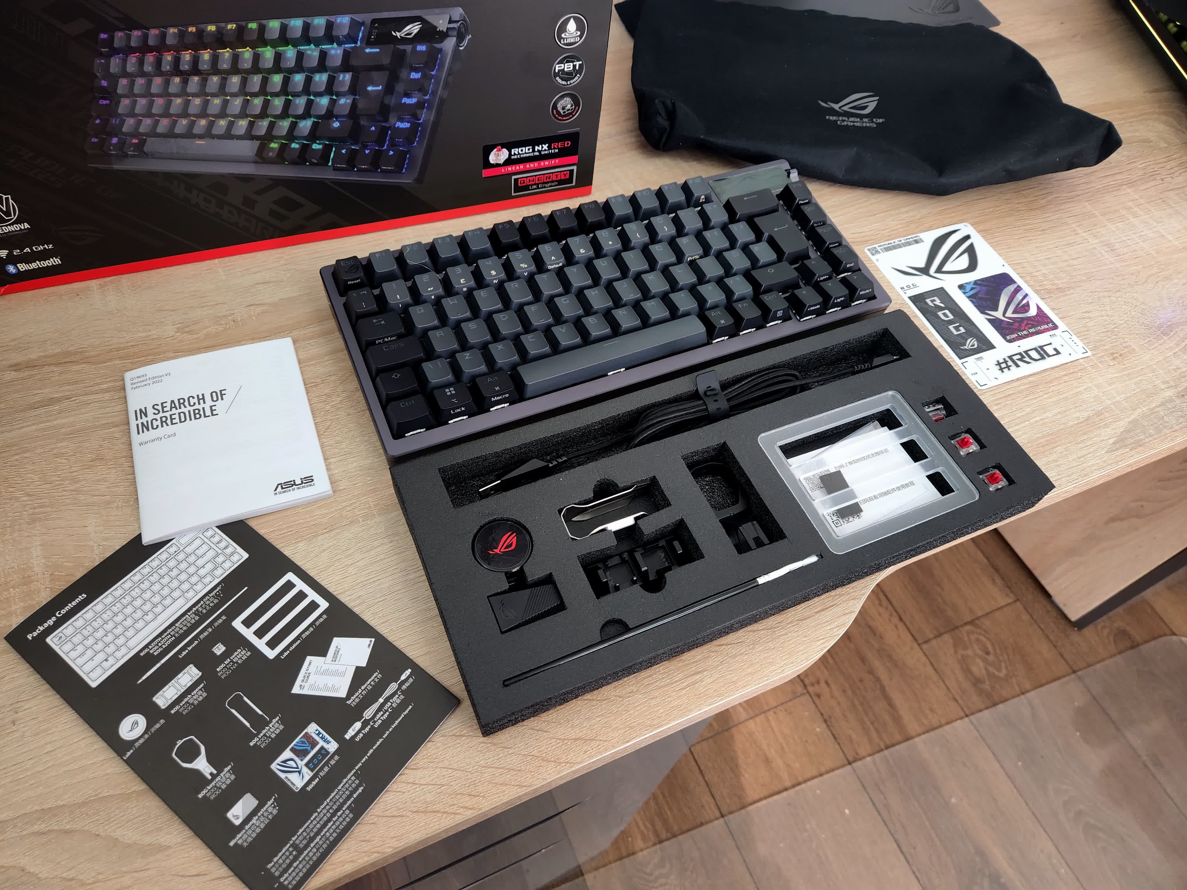 1678360396 930 Danh gia ban phim khong day Asus ROG Azoth TechTimes Vietnam Đánh giá bàn phím không dây Asus ROG Azoth