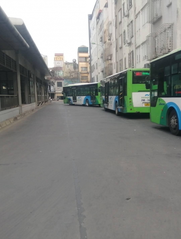 1678459389 929 Cu dan mang ron nguoi khi thay hinh anh nha TechTimes Vietnam Cư dân mạng 'rợn người' khi thấy hình ảnh nhà vệ sinh ở bến xe Kim Mã