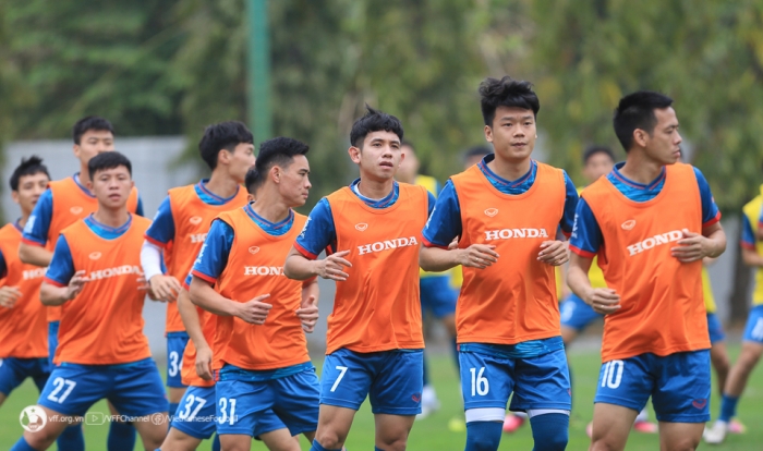 1678979161 528 HLV Troussier gach ten dan em Quang Hai Danh sach TechTimes Vietnam HLV Troussier gạch tên đàn em Quang Hải; Danh sách ĐT Việt Nam có bất ngờ lớn
