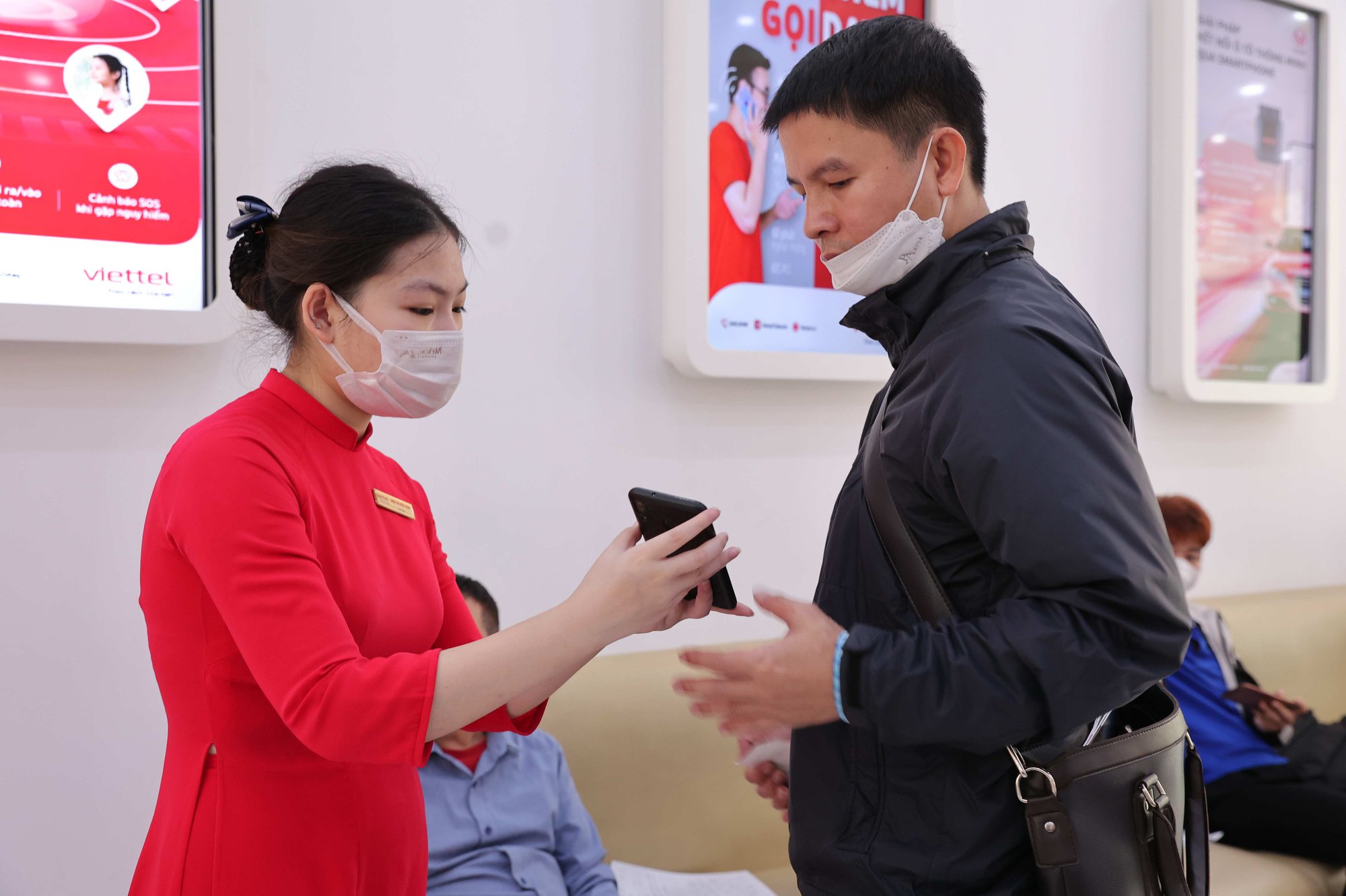 Những lưu ý khi chuẩn hóa thông tin thuê bao di động - Ảnh 6. Những lưu ý khi chuẩn hóa thông tin thuê bao di động - Ảnh 6.
