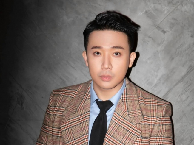 1680181457 919 Ro ri anh Ngo Kien Huy di du lich rieng TechTimes.vn Rò rỉ ảnh Ngô Kiến Huy đi du lịch riêng với gái đẹp, Đạt G bị kêu gọi tẩy chay