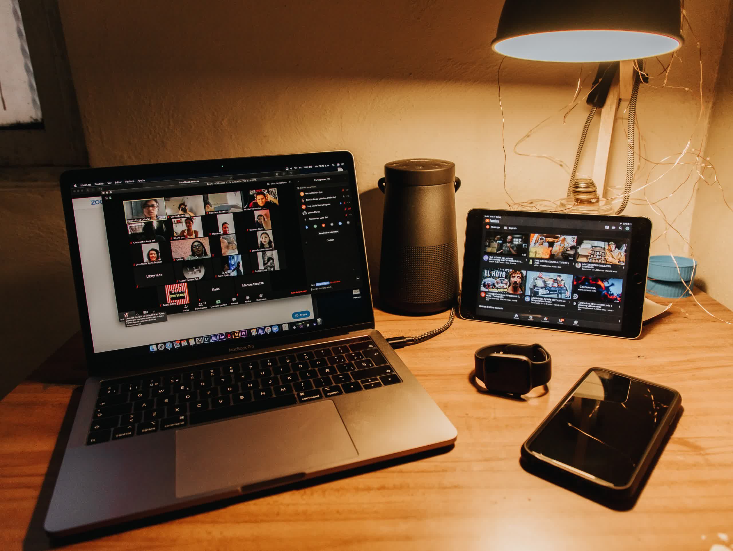 Expert tips for great video conferences, virtual meetings and interviews
