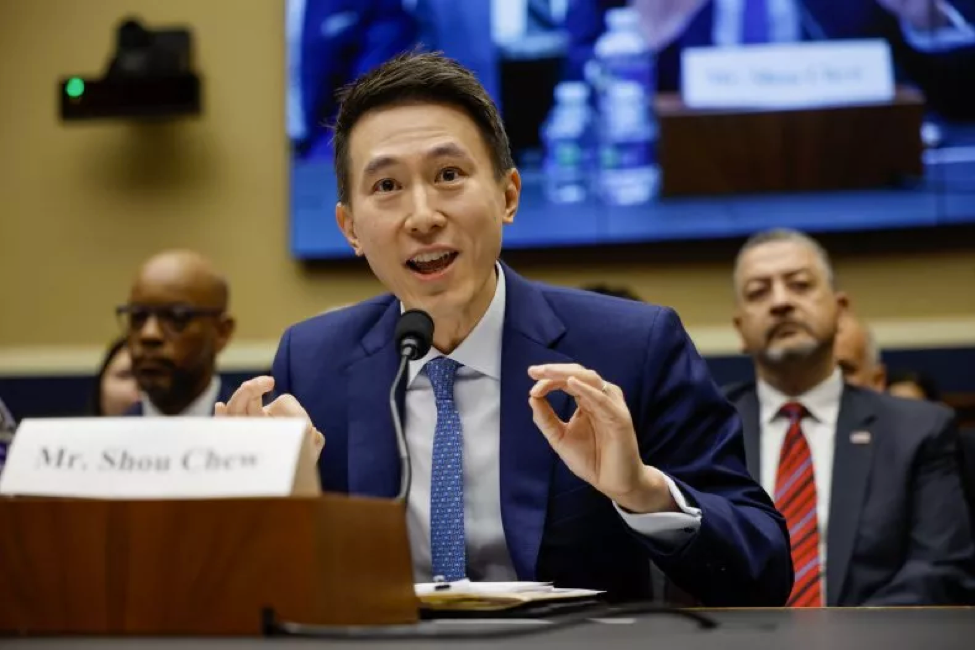CEO TikTok không cho trẻ em dùng TikTok - Ảnh 1. CEO TikTok không cho trẻ em dùng TikTok - Ảnh 1.