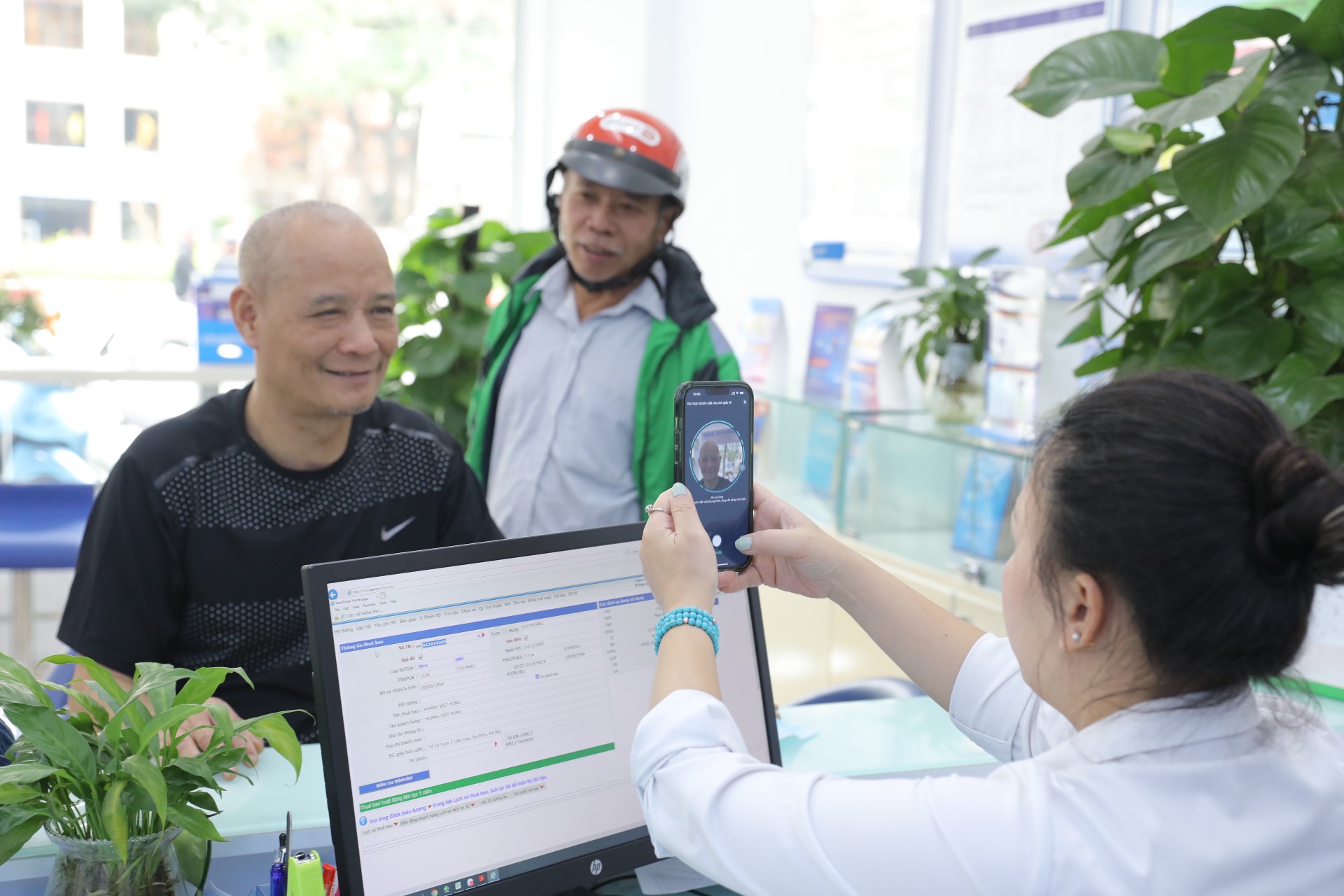 Đến nay G vẫn còn 1,6 triệu thuê bao chưa chuẩn hóa thông tin - Ảnh 1.