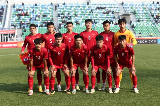 HLV Troussier duoc khen tai sac ven toan hon HLV TechTimes Vietnam HLV Troussier được khen 'tài sắc vẹn toàn' hơn HLV Park; U20 Việt Nam cuốn vào bảng tử thần