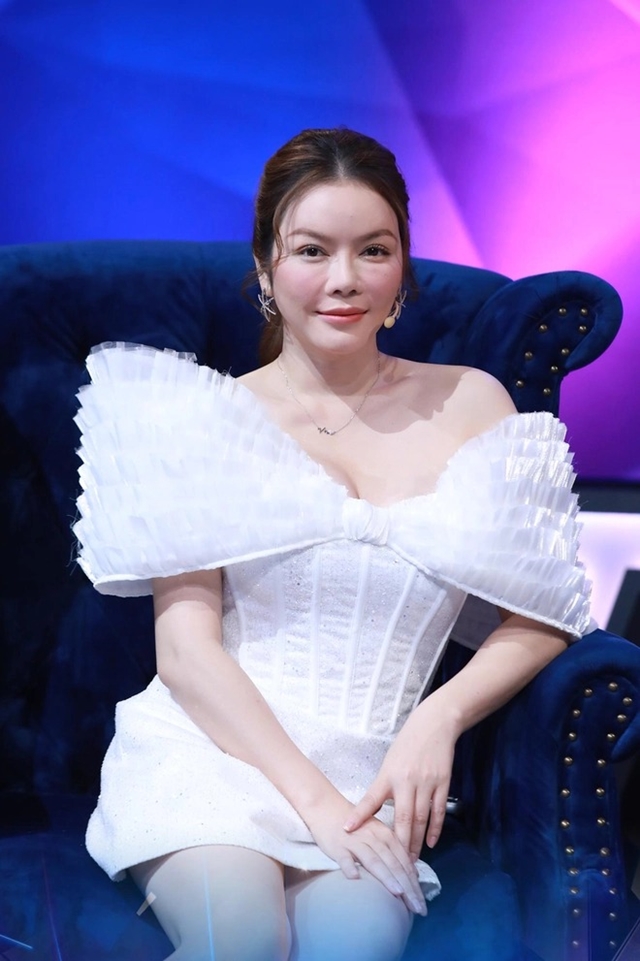 Lý Nhã Kỳ bất ngờ tuyên bố rút lui khỏi showbiz, nói rõ lý do đau lòng dẫn đến quyết định này. TechTimes Vietnam Lý Nhã Kỳ bất ngờ tuyên bố rút lui khỏi showbiz, nói rõ lý do đau lòng dẫn đến quyết định này.