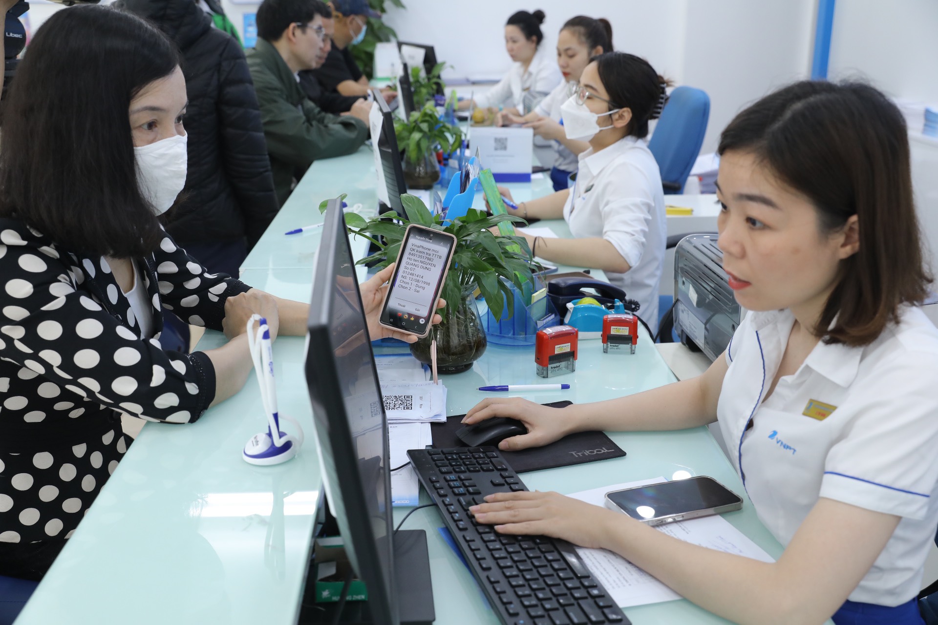 Nguy cơ 1,76 triệu thuê bao bị cắt 1 chiều từ 0h tối nay - Ảnh 1.