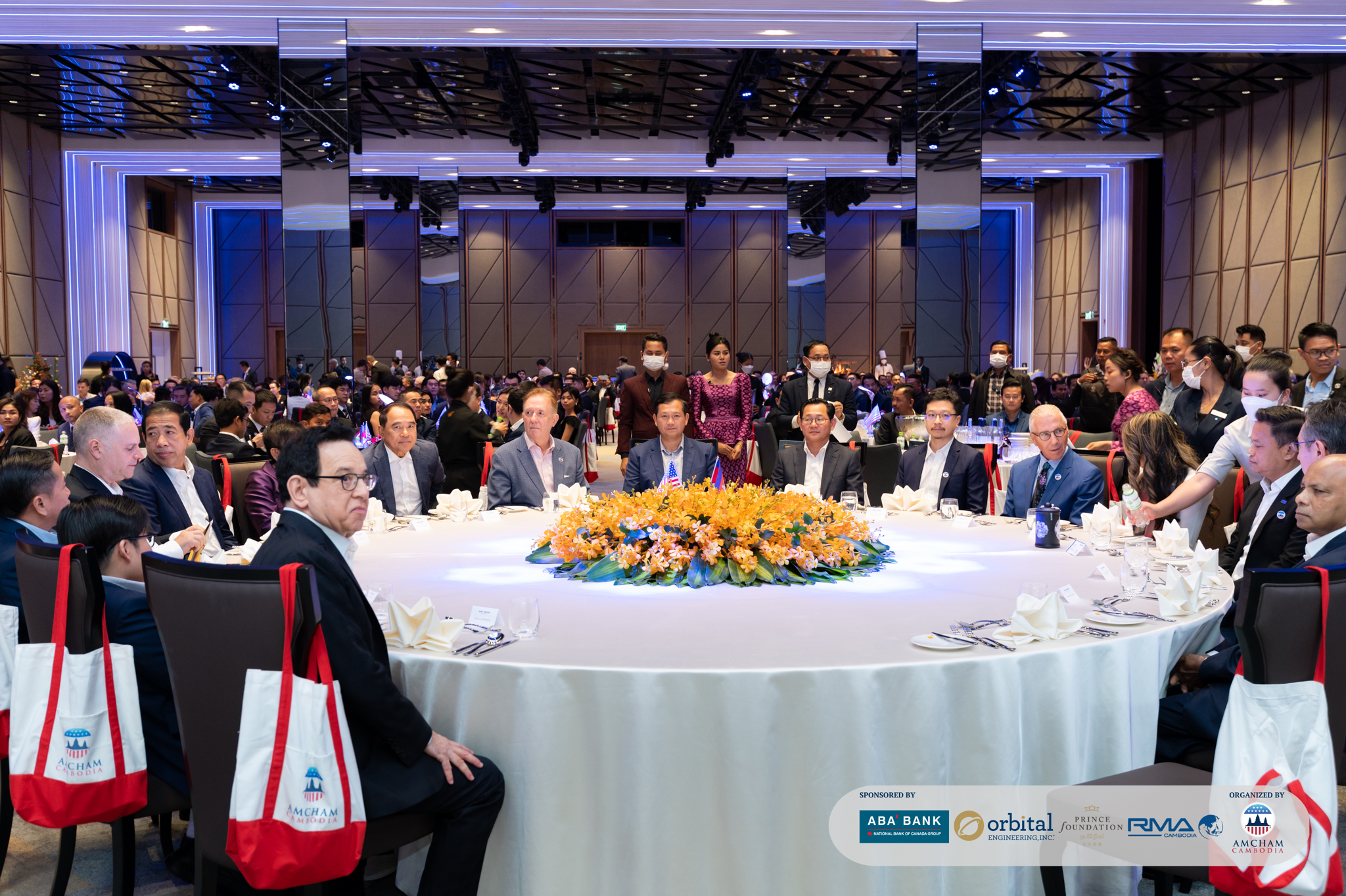 Prince Foundation tài trợ Dạ tiệc từ thiện AmCham để gây quỹ hồi hương Bảo vật quốc gia của Campuchia