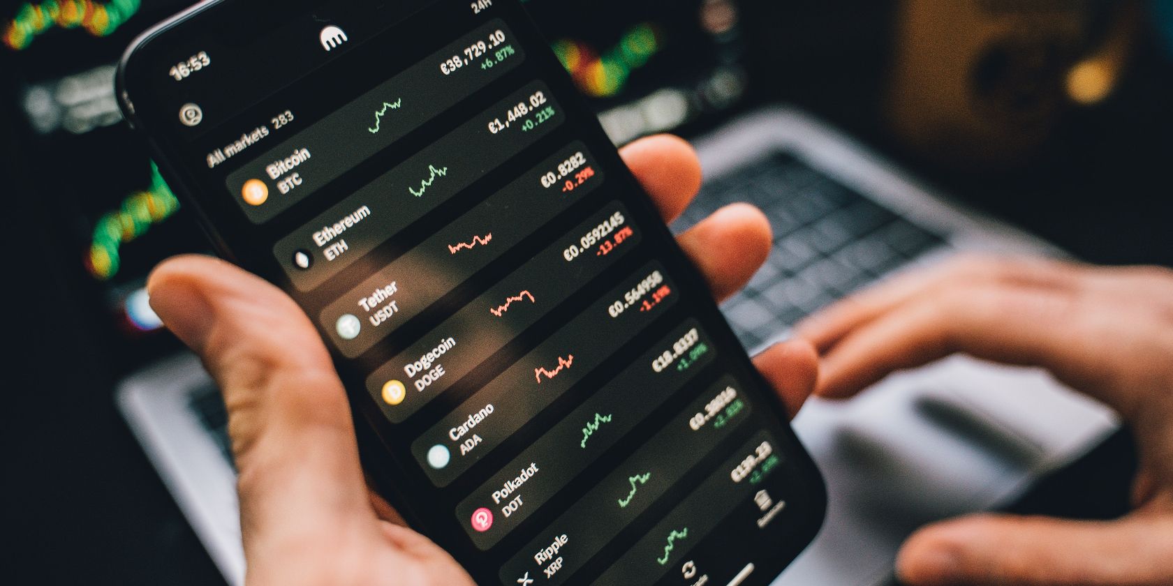 Nhóm tín hiệu tiền điện tử là gì? 5 lý do bạn không nên tin tưởng họ crypto stats on phone