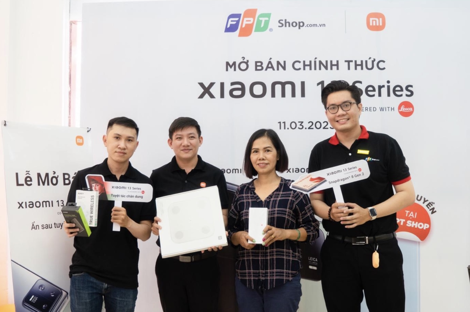 FPT Shop giao máy sớm cho khách cọc sớm Xiaomi 13 Series 