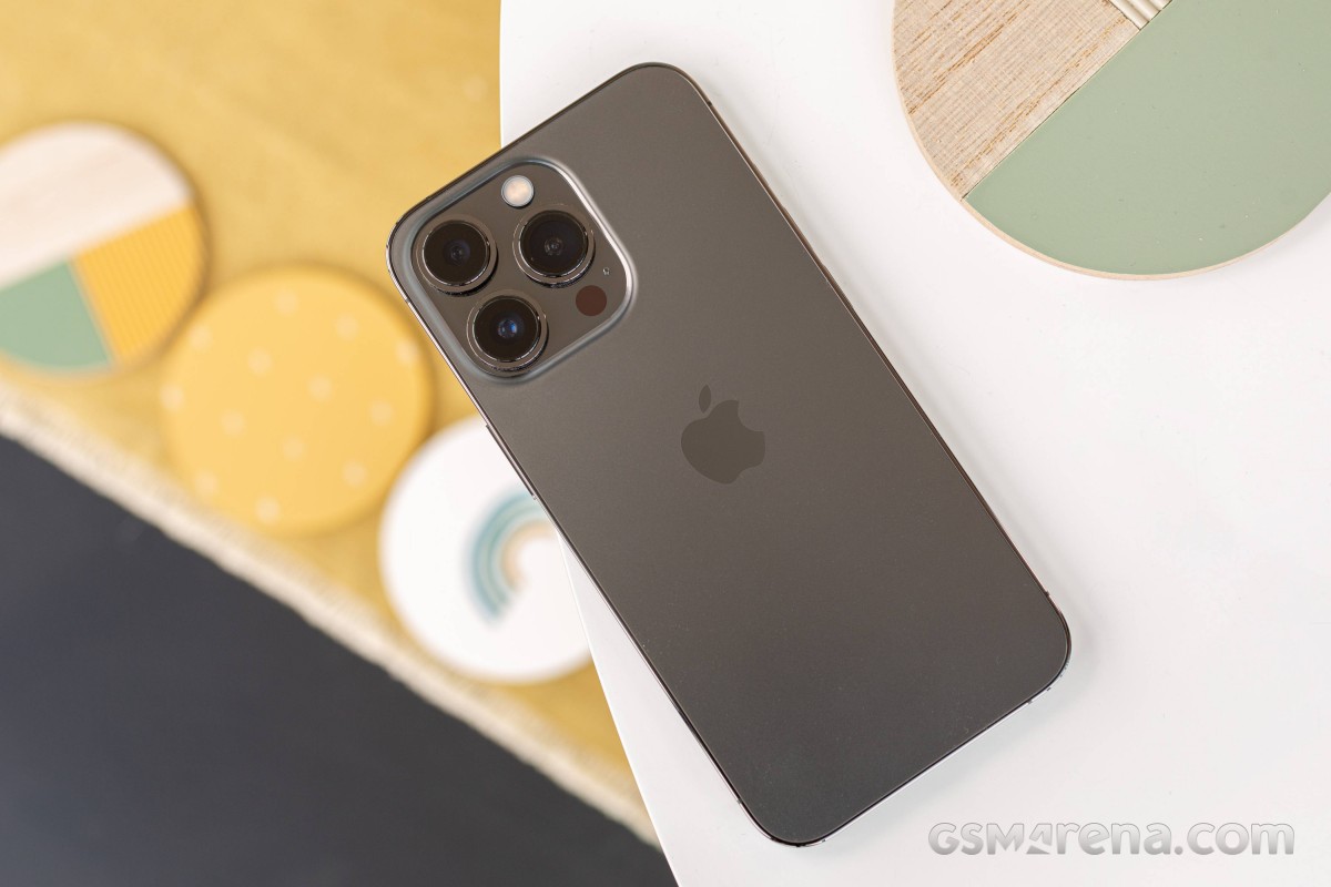 Tăng giá tới 20 triệu đồng là iPhone “ăn khách” nhất tháng 3 khiến iPhone 14 cũng “lép vế” Tăng giá tới 20 triệu đồng là iPhone "ăn khách" nhất tháng 3 khiến iPhone 14 cũng "lép vế"