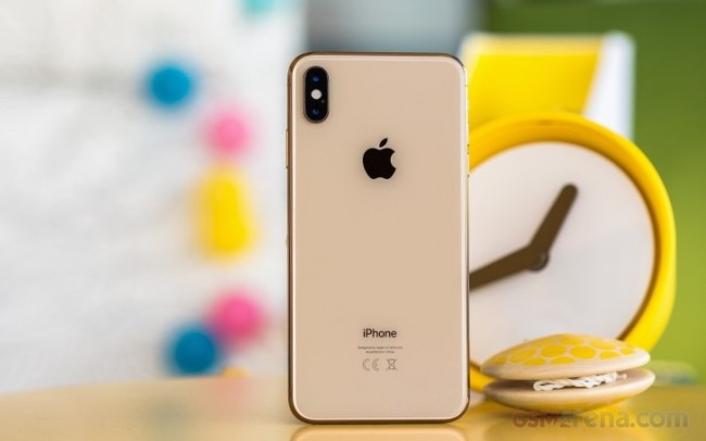 Đó là iPhone cao cấp với màn hình OLED giá dưới 8 triệu mà bạn phải mua