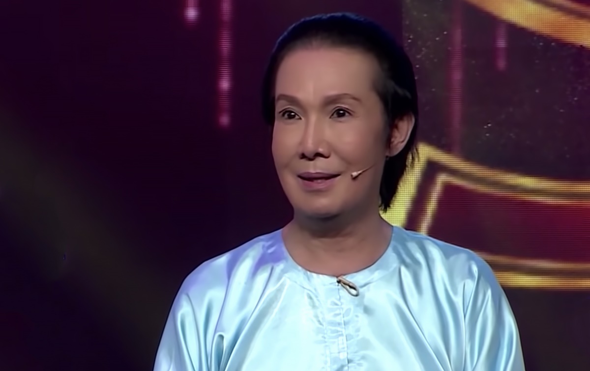 Lời cuối của NSƯT Vũ Linh trên sân khấu, câu nói khiến ai cũng xúc động Lời cuối của NSƯT Vũ Linh trên sân khấu, câu nói khiến ai cũng xúc động