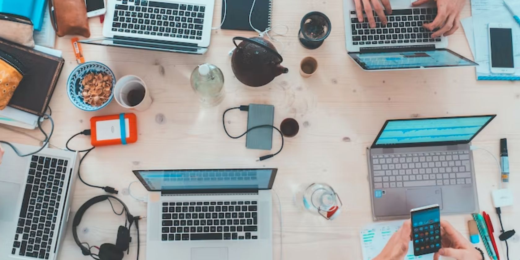multiple computers in a collaborative setting