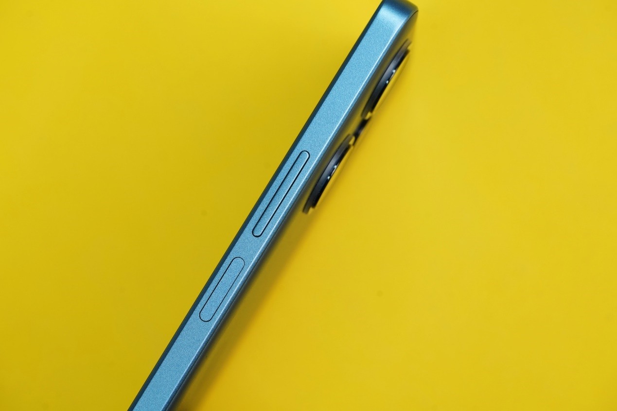 Đập hộp Redmi Note 12 Turbo, khủng long tầm trung khiến iPhone 11 phải lép vế, Galaxy A53 5G rung chuyển TechTimes Vietnam 1680519720 766 Dap hop Redmi Note 12 Turbo khung long tam trung TechTimes Vietnam Đập hộp Redmi Note 12 Turbo, khủng long tầm trung khiến iPhone 11 phải lép vế, Galaxy A53 5G rung chuyển