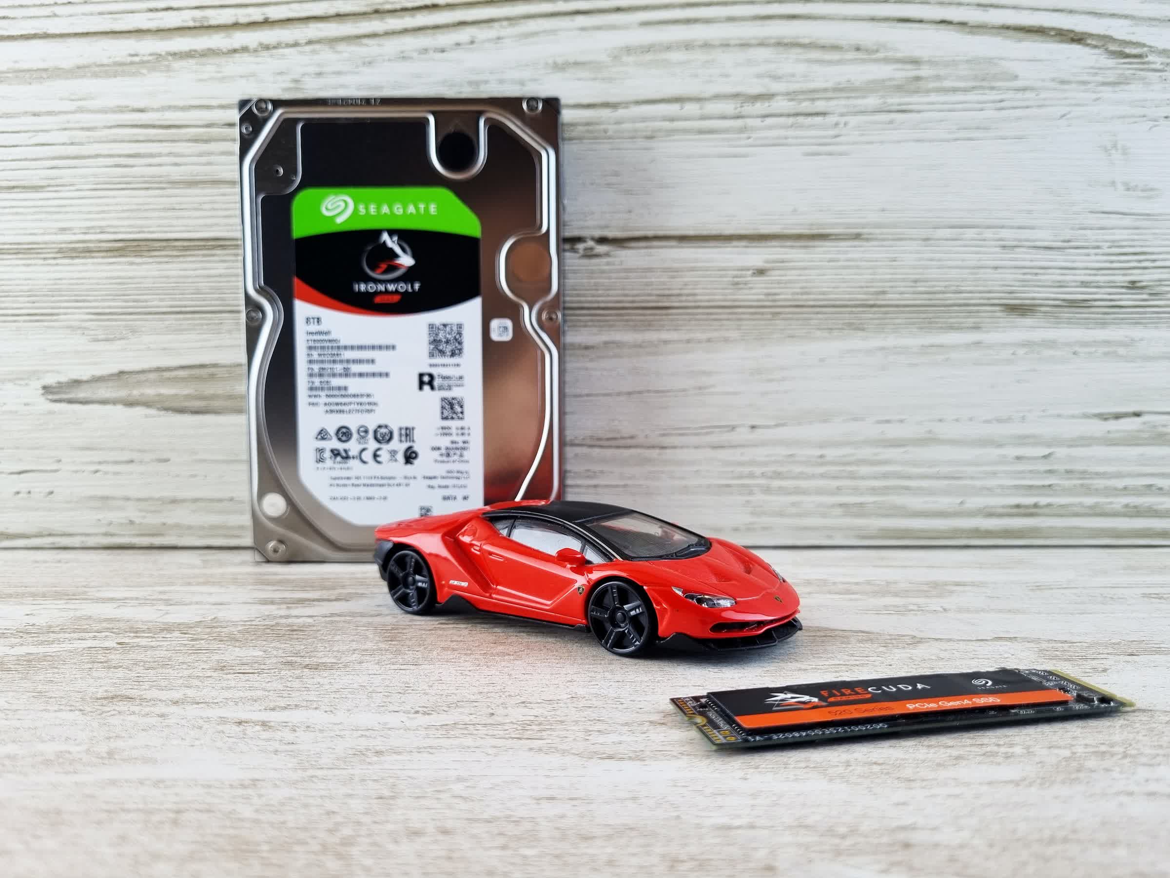 SDK DirectStorage mới cho phép nhà phát triển cải thiện thời gian tải trò chơi trên ổ cứng New DirectStorage SDK allows developers to improve game load times on HDDs