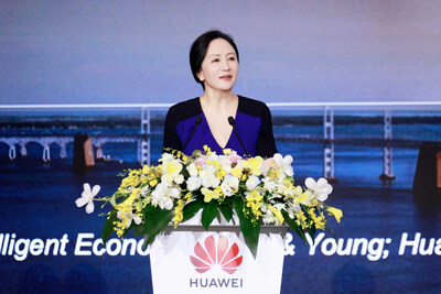 Huawei khởi động Hội nghị thượng đỉnh chuyên gia phân tích toàn cầu năm 2023: Cùng nhau phát triển vì một tương lai kỹ thuật số Bà Sabrina Meng phát biểu tại HAS 2023 (PRNewsfoto/Huawei)