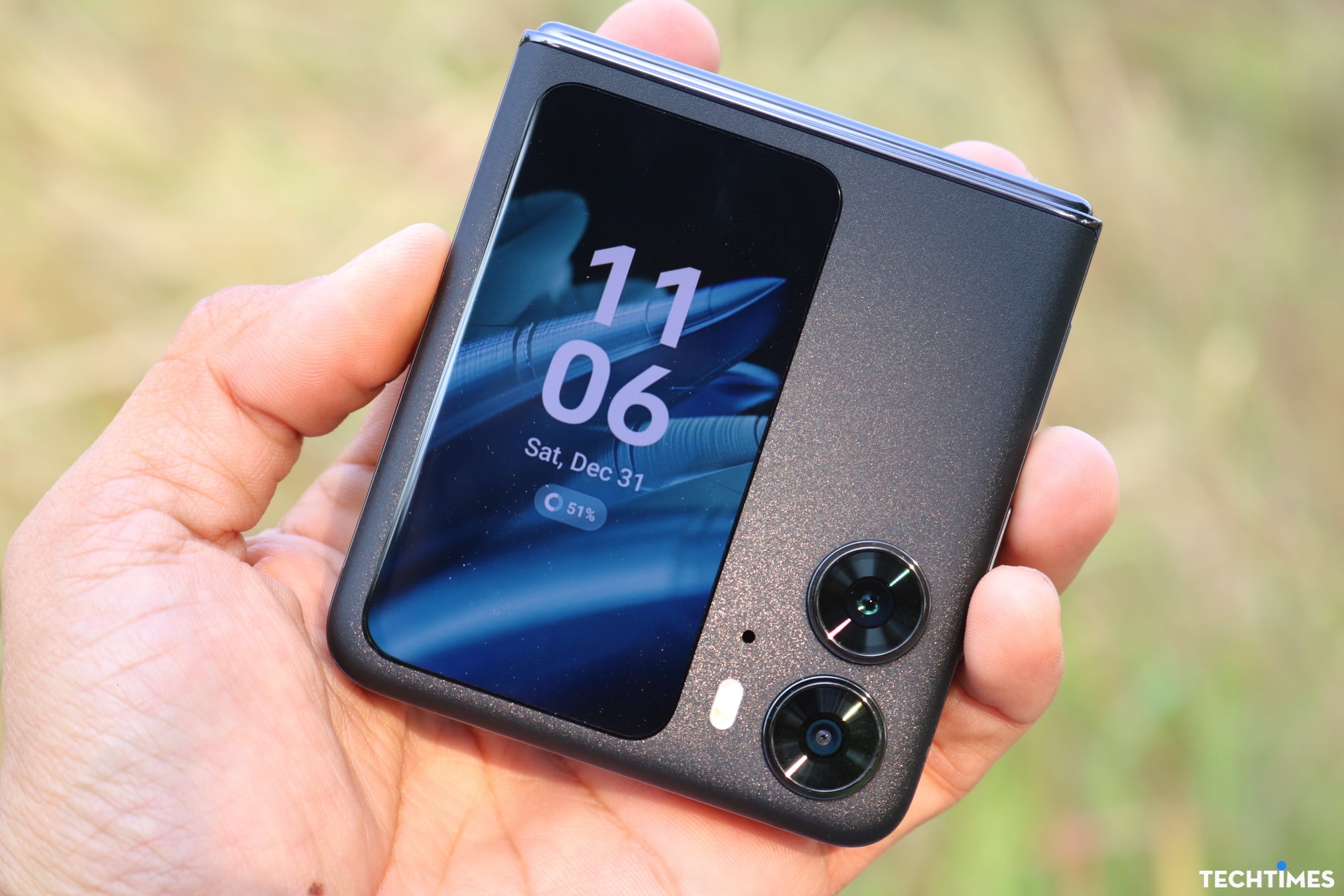 Đánh giá OPPO Find N2 Flip: Màn hình gập đẹp, camera chất lượng