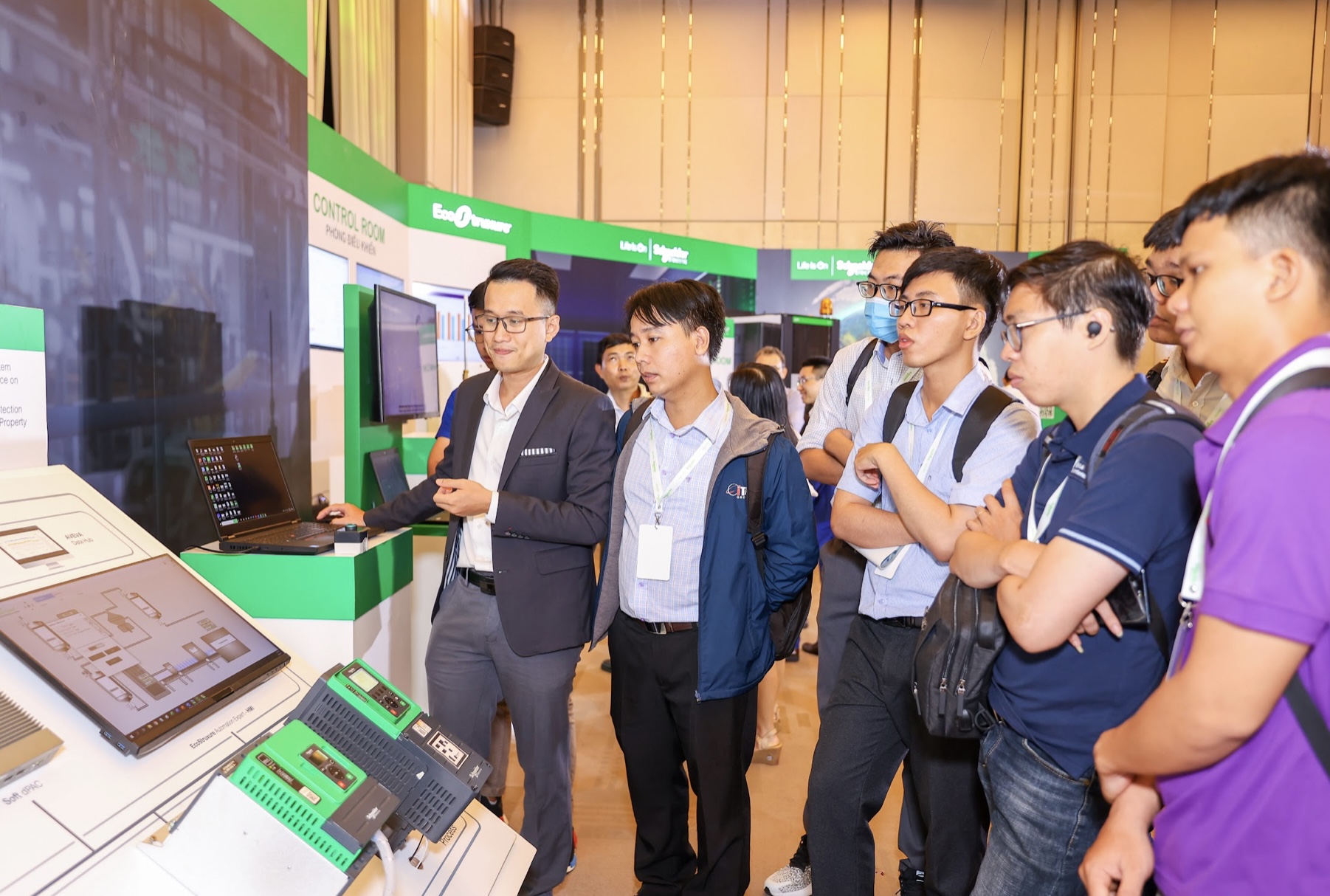 Schneider Electric ra mắt loạt giải pháp số hóa định hình Ngành Công nghiệp Thế hệ Tiếp theo