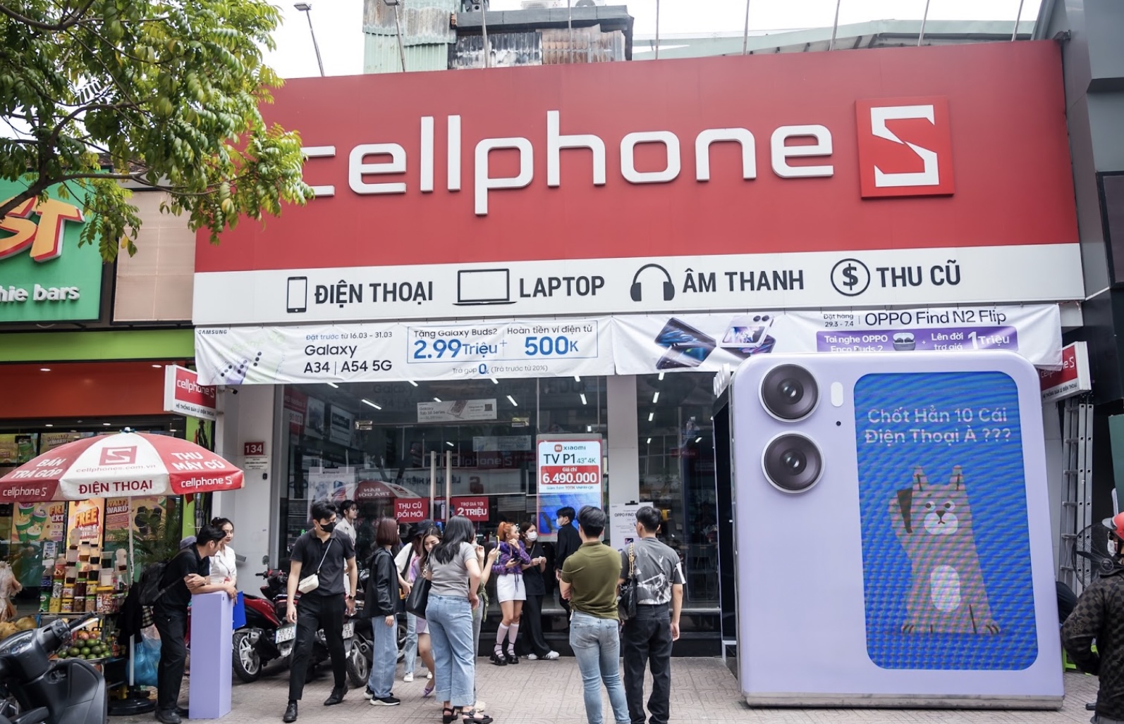 OPPO tổ chức chuỗi sự kiện trải nghiệm Find N2 Flip TechTimes Vietnam Cửa hàng CellphoneS, 134 Nguyễn Thái Học, Phường Phạm Ngũ Lão, Quận 1, Thành phố Hồ Chí Minh