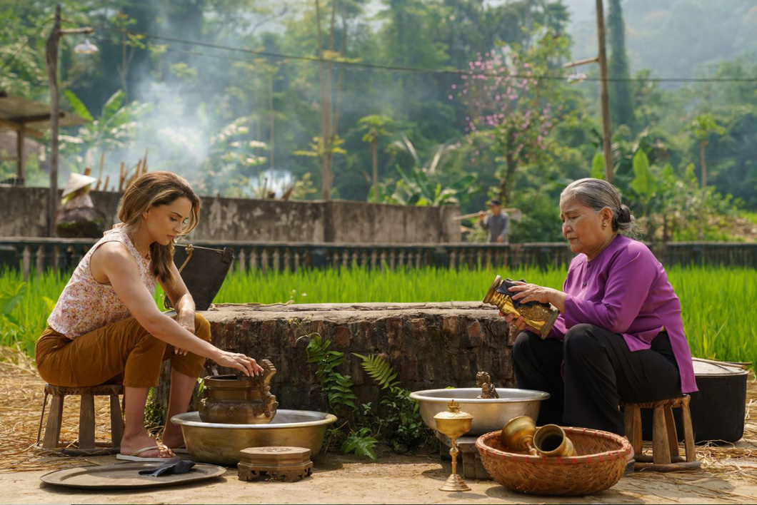 Chia sẻ của dàn diễn viên về hành trình tạo nên bộ phim A Tourist’s Guide to Love TechTimes Vietnam Phân cảnh trong bộ phim Hành trình tình yêu của một du khách - A Tourist’s Guide to Love. Ảnh: Netflix