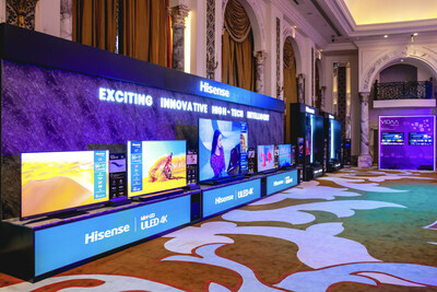Hisense trưng bày các sản phẩm màn hình mới nhất của mình tới người tiêu dùng (PRNewsfoto/Hisense)