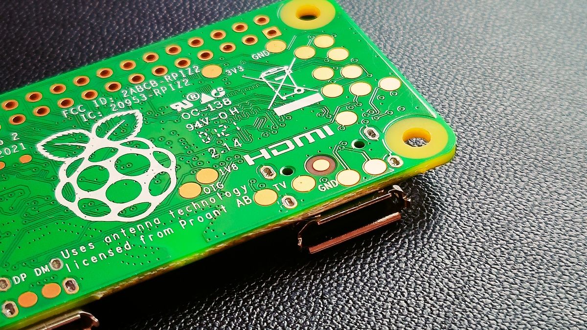 Miếng hàn TV trên Raspberry Pi Zero 2