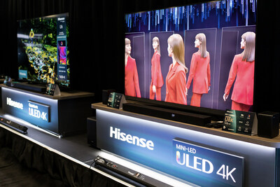 Hisense cho ra mắt các sản phẩm TV U8 và ULED X hoàn toàn mới tại Nam Phi Hisense shows new U8 and ULED X TV products at the press conference. (PRNewsfoto/Hisense)