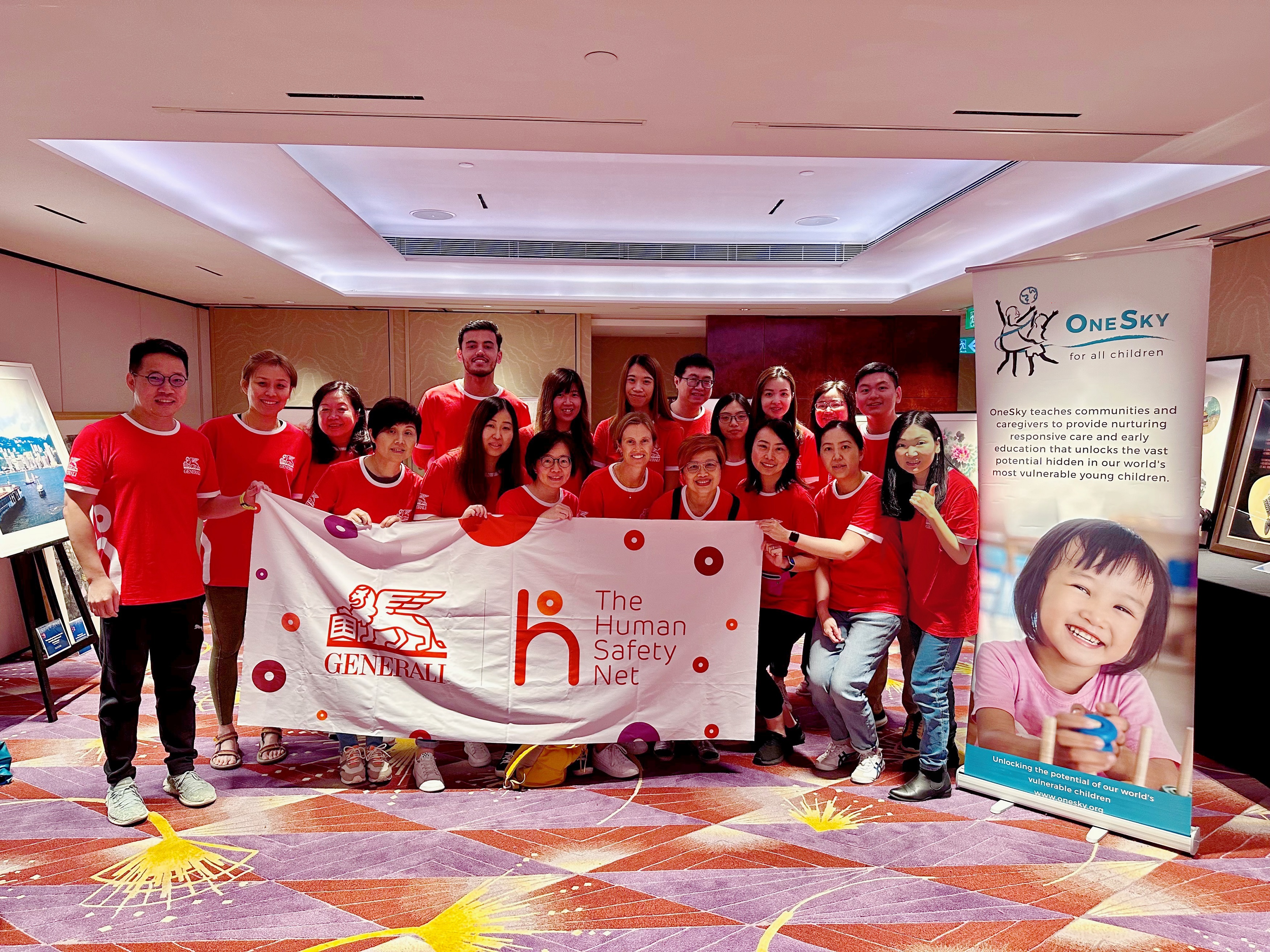 Generali Hồng Kông đã giúp OneSky tổ chức buổi gây quỹ trực tiếp đầu tiên kể từ năm 2019 để kỷ niệm 25 năm thành lập OneSky, và đã huy động thành công hơn 5 triệu USD Hồng Kông.