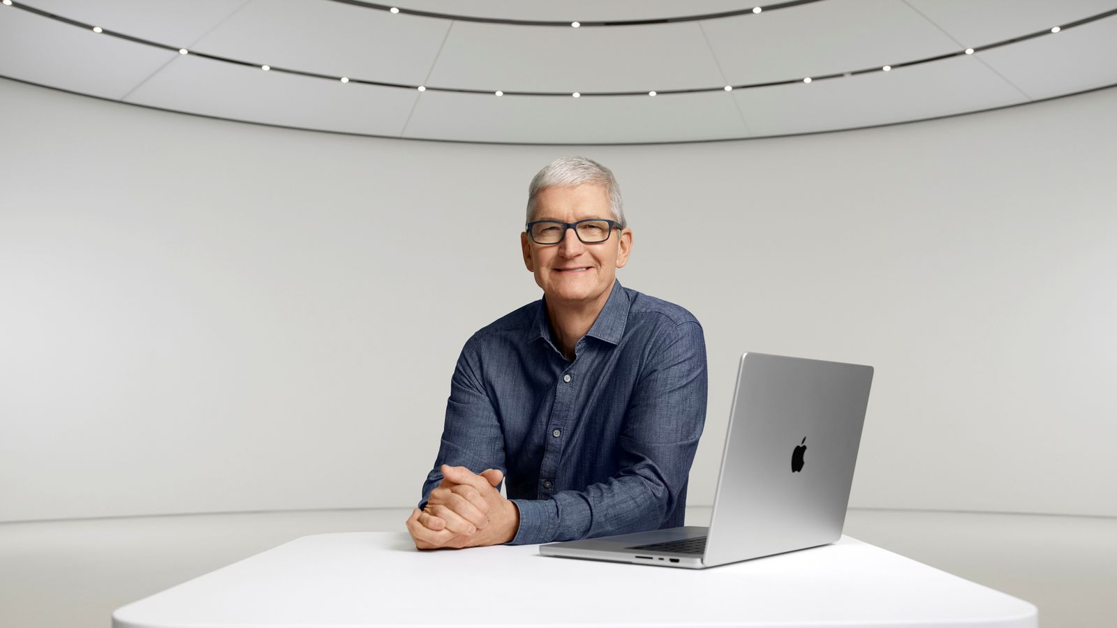 Tim Cook cho biết Apple vẫn chưa xem xét 'sa thải hàng loạt'