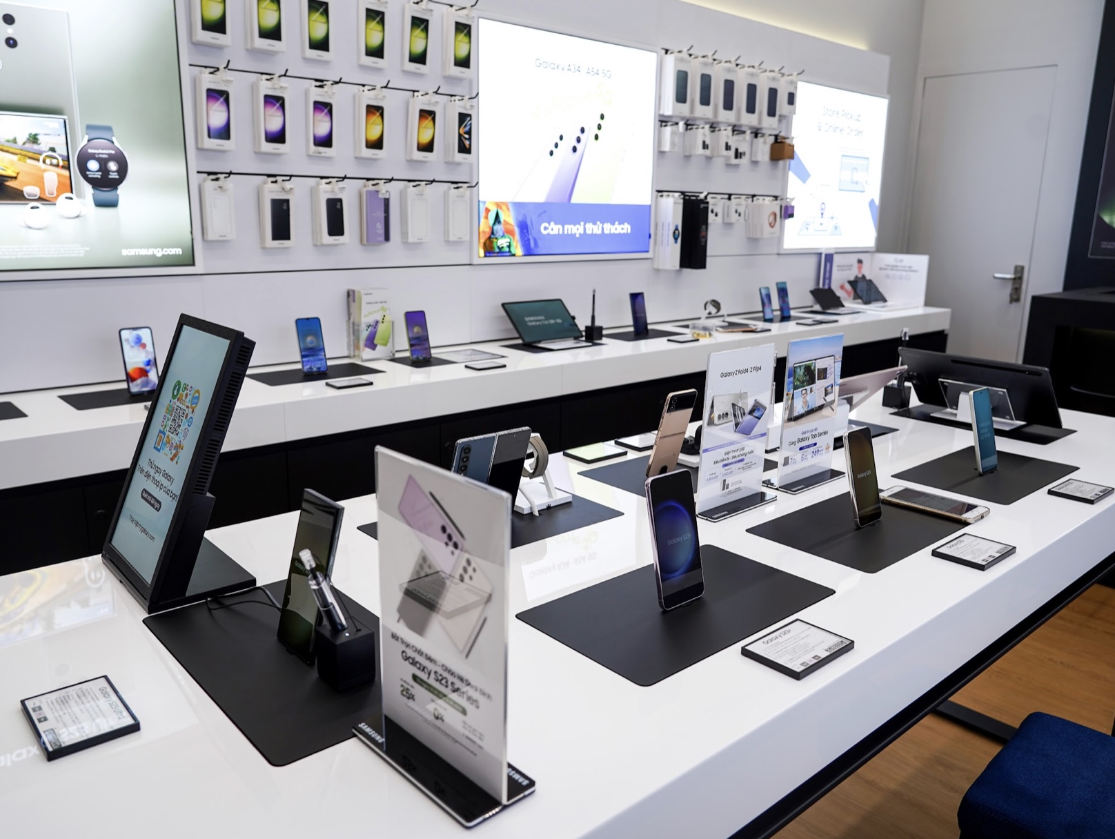 MT Smart khai trương cửa hàng trải nghiệm Samsung mới TechTimes Vietnam image 29 TechTimes Vietnam MT Smart khai trương cửa hàng trải nghiệm Samsung mới