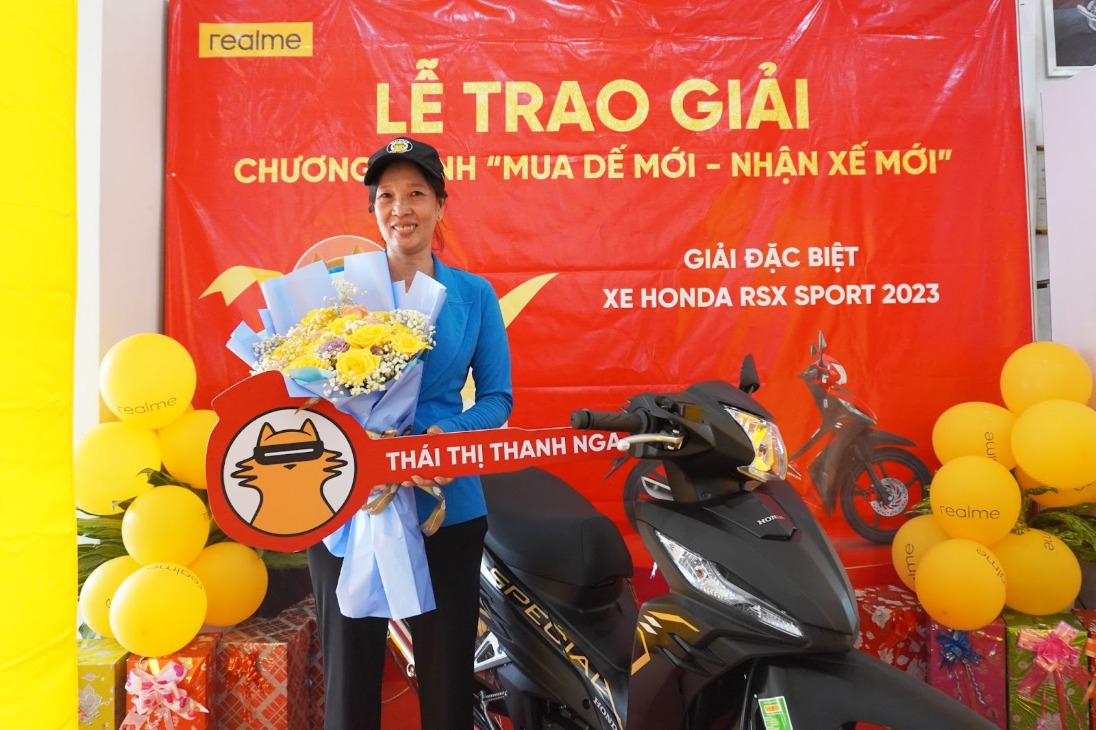 Realme trao giải đặc biệt “Mua Dế Mới - Nhận Xế Mới” TechTimes Vietnam Chị Nga chia sẻ niềm vui khi nhận giải và mong realme sẽ có nhiều chương trình hơn để khách hàng biết đến và sử dụng sản phẩm realme nhiều hơn