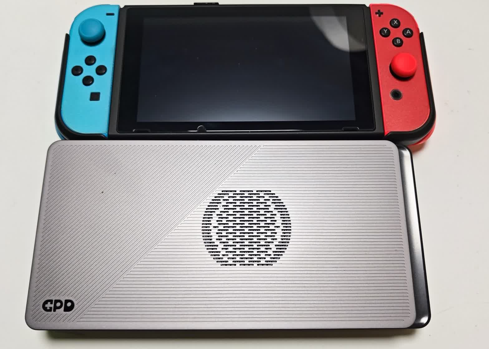 1686159604 244 GPD hoat dong tren de gan GPU ben ngoai nho TechTimes Vietnam GPD hoạt động trên đế gắn GPU bên ngoài nhỏ gọn cho máy tính xách tay và bảng điều khiển cầm tay