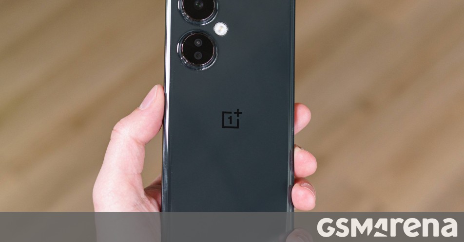 OnePlus Nord N30 5G chỉ có giá 199,99 đô la khi mua tốt nhất (giảm giá 100 đô la), ngoài ra bạn còn nhận được thẻ quà tặng trị giá 30 đô la
