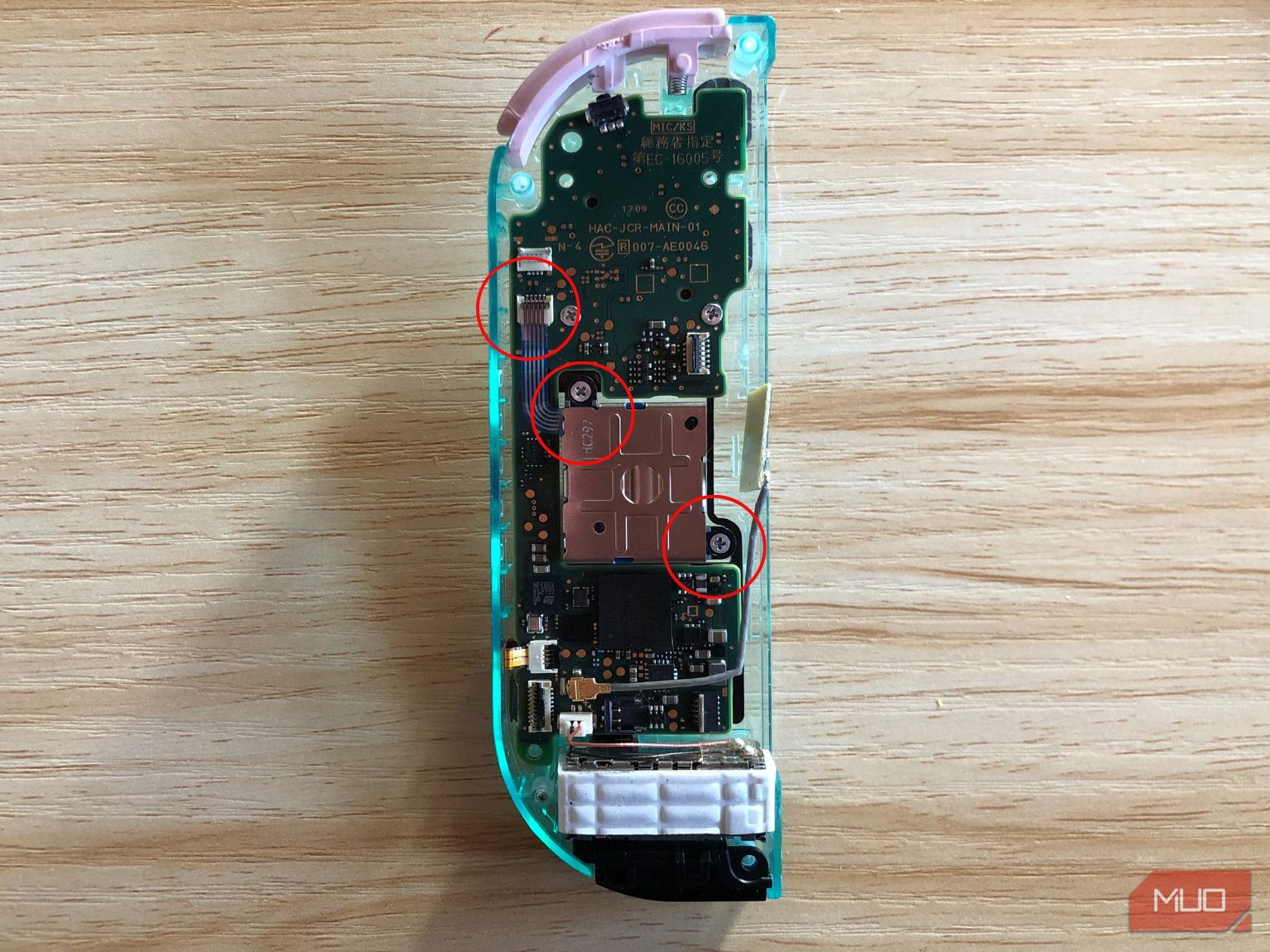 Cần điều khiển Dây ruy băng và ốc vít Nintendo Switch Joy Con