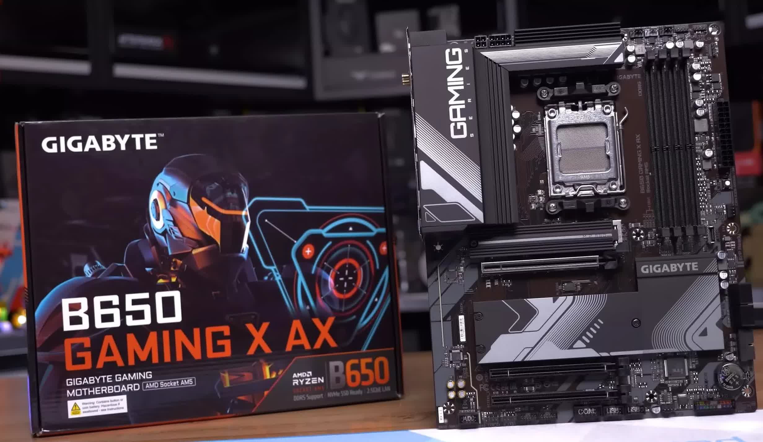 Gigabyte xuất xưởng hàng trăm mẫu bo mạch chủ có backdoor firmware ẩn Gigabyte shipped hundreds of models of motherboards with a hidden firmware backdoor