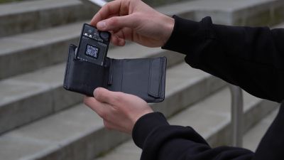 AirCard kết hợp Tìm hỗ trợ của tôi với danh thiếp kỹ thuật số và hơn thế nữa TechTimes Vietnam ví thẻ máy bay