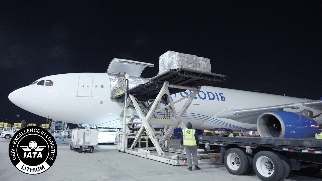 GEODIS HK đạt chứng nhận CEIV cho pin lithium từ Hiệp hội Vận tải Hàng không Quốc tế (IATA) TechTimes Vietnam GEODIS HK dat chung nhan CEIV cho pin lithium tu TechTimes Vietnam GEODIS HK đạt chứng nhận CEIV cho pin lithium từ Hiệp hội Vận tải Hàng không Quốc tế (IATA)