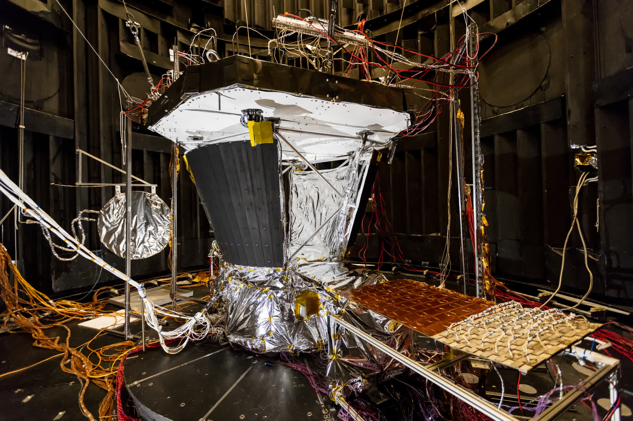 Tau tham do nang luong mat troi Parker cua NASA TechTimes Vietnam Tàu thăm dò năng lượng mặt trời Parker của NASA phát hiện ra nguồn gốc của gió mặt trời nhanh
